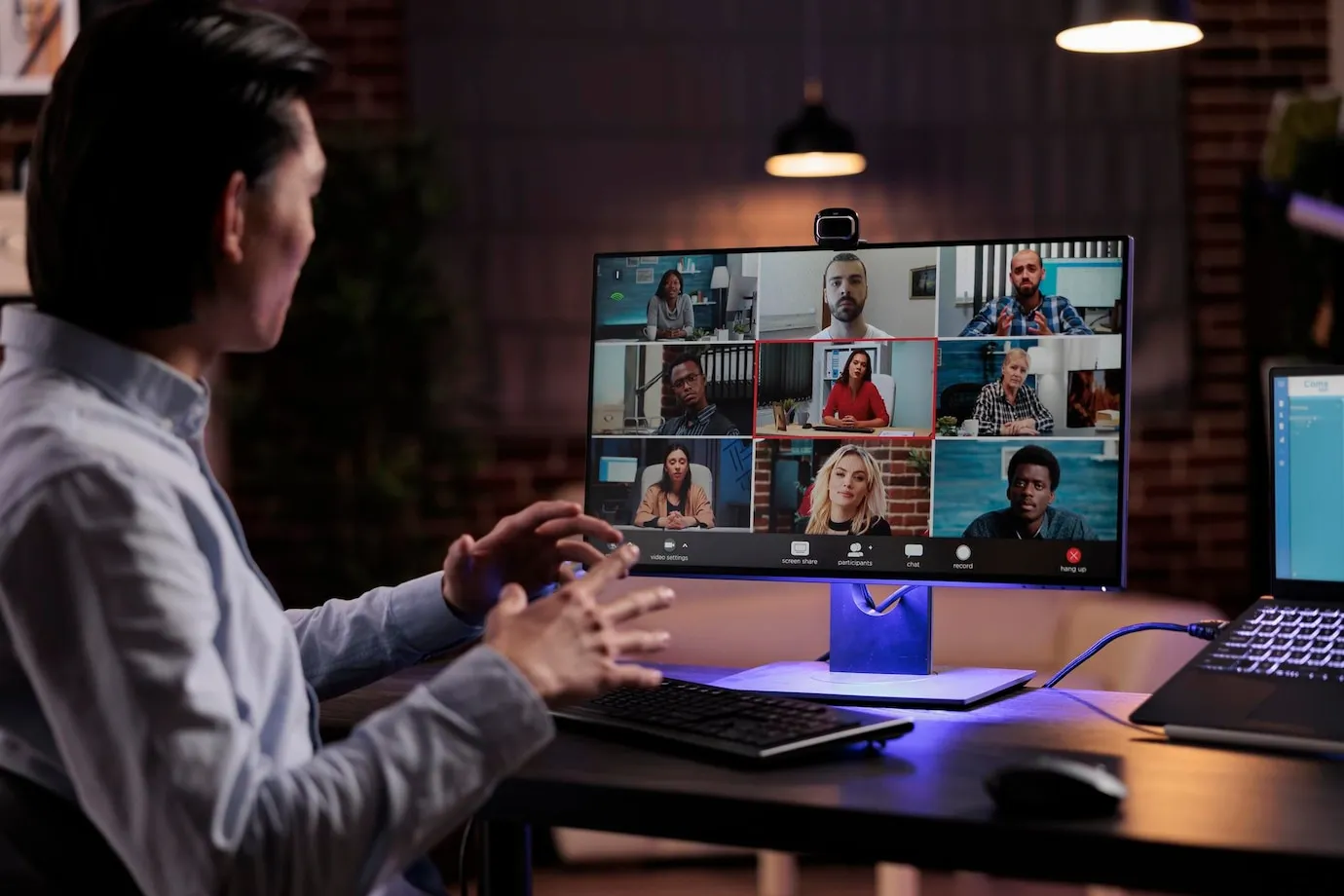Global Collaboration for Offshore Software Development